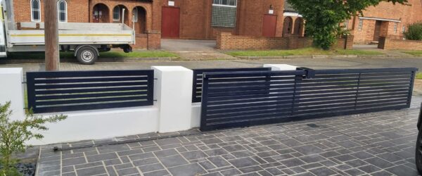 electric sliding gates with matching panels 3